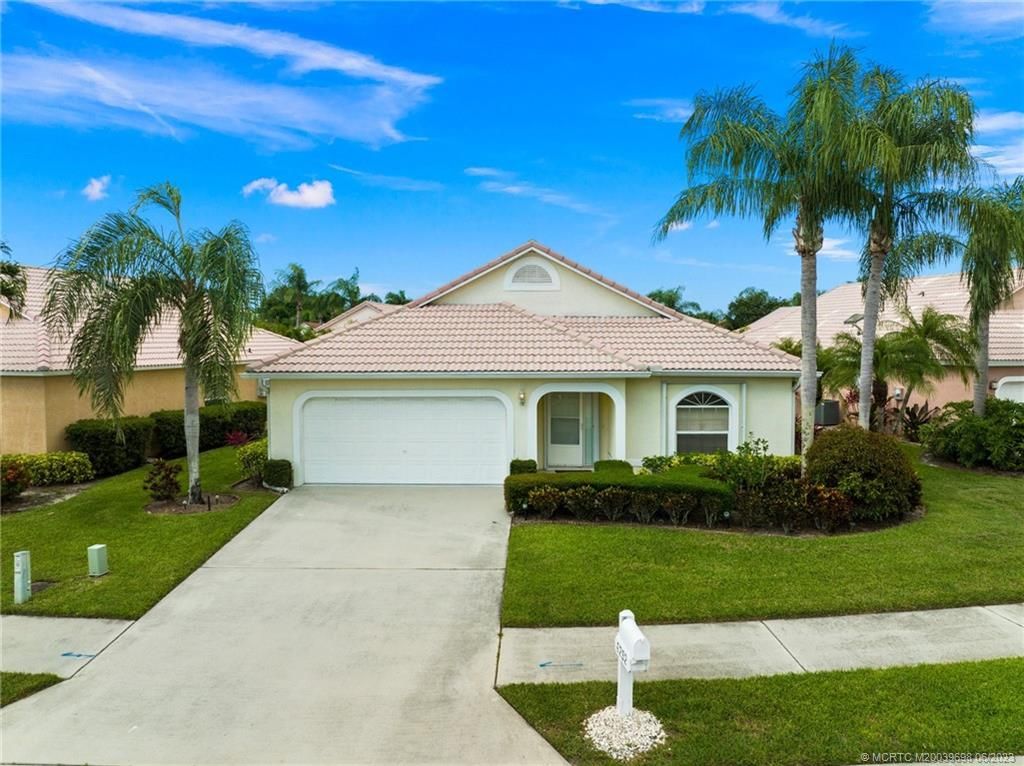 Photo of 6292 SE Windsong Lane, Stuart, FL 34997 (MLS # M20039698)