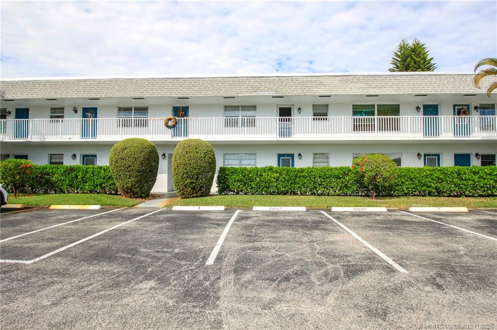 Stuart, Florida 34996, United States, 2 Bedrooms Bedrooms, ,2 BathroomsBathrooms,Residential,Active,241076