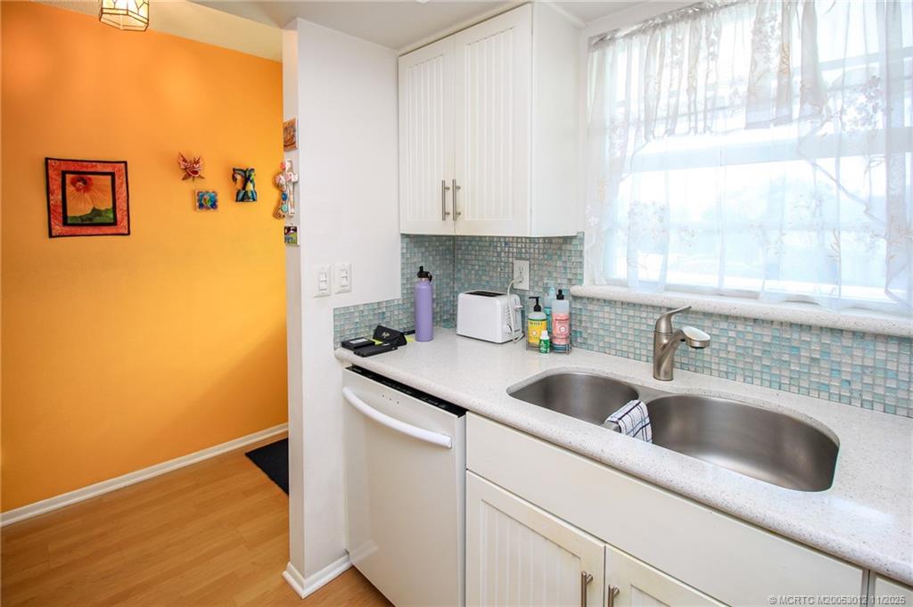 Stuart, Florida 34996, United States, 2 Bedrooms Bedrooms, ,2 BathroomsBathrooms,Residential,Active,241076