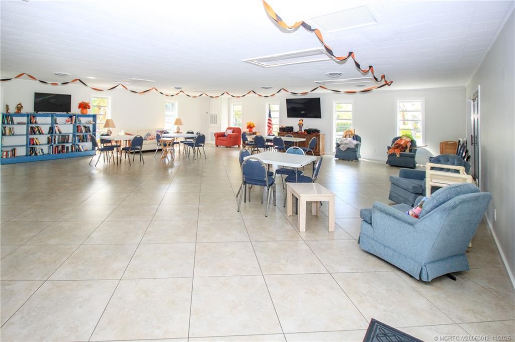 Stuart, Florida 34996, United States, 2 Bedrooms Bedrooms, ,2 BathroomsBathrooms,Residential,Active,241076