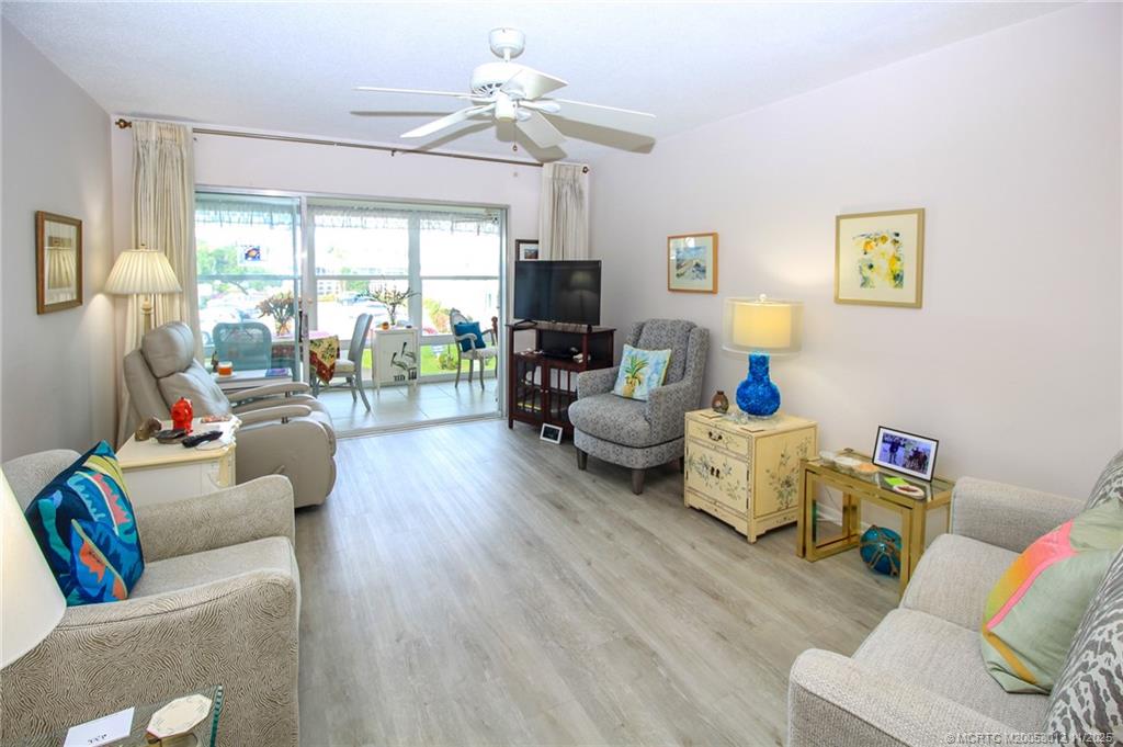 Stuart, Florida 34996, United States, 2 Bedrooms Bedrooms, ,2 BathroomsBathrooms,Residential,Active,241076