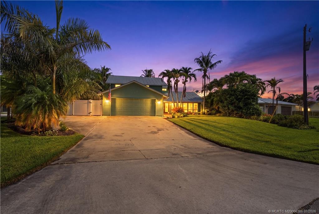 1489 SW Seahawk Way