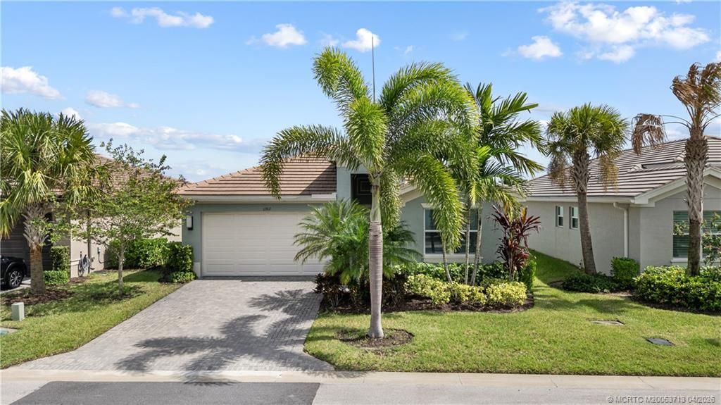 Photo of 11917 SW Jasper Lake Way, Port Saint Lucie, FL 34987 (MLS # M20053713)