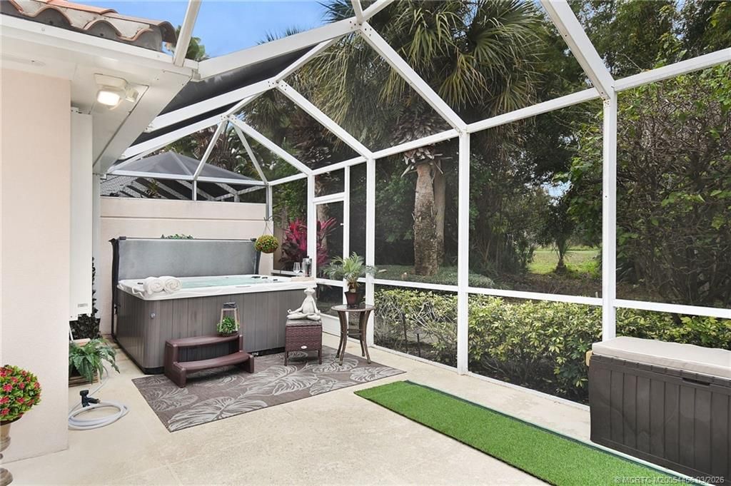 Photo of 8328 SE Double Tree Drive, Hobe Sound, FL 33455 (MLS # M20054456)