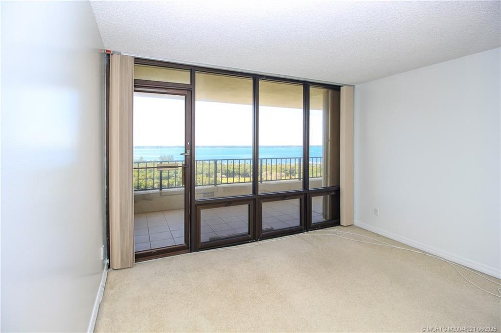 Jensen Beach, Florida 34957, United States, 2 Bedrooms Bedrooms, ,2 BathroomsBathrooms,Residential,Active,24056