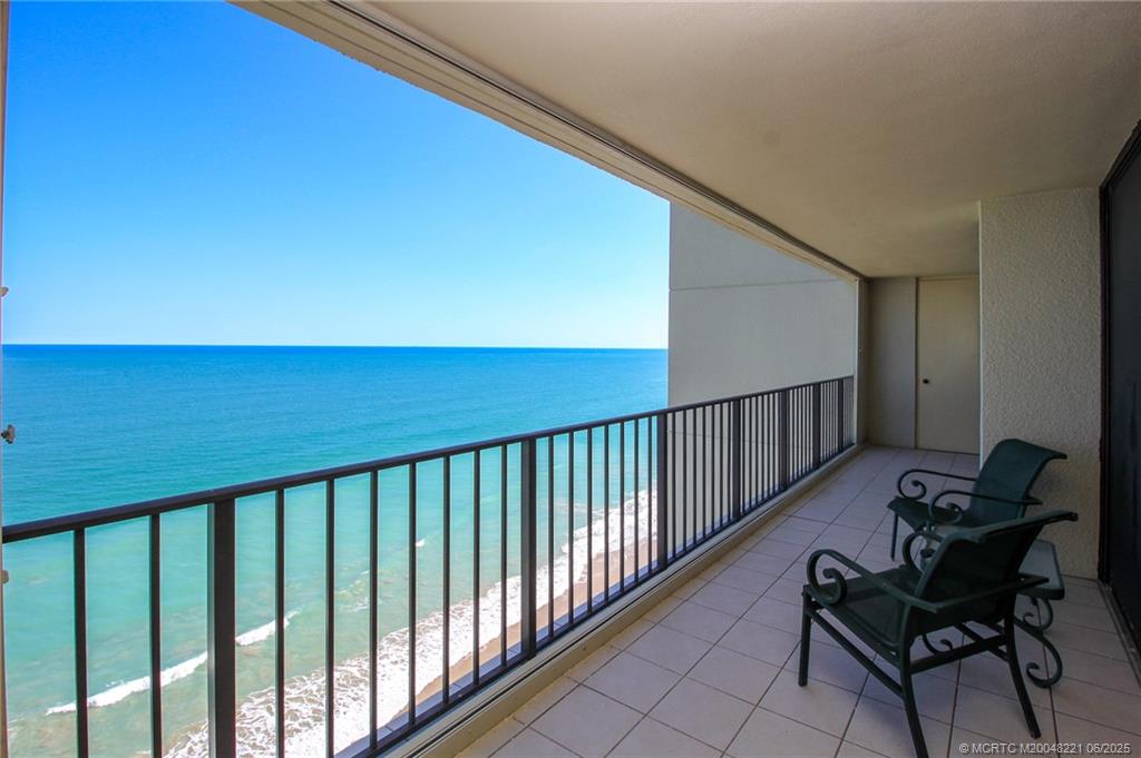 Jensen Beach, Florida 34957, United States, 2 Bedrooms Bedrooms, ,2 BathroomsBathrooms,Residential,Active,24056