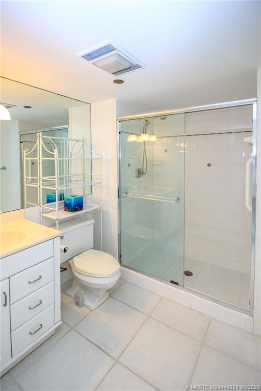 Jensen Beach, Florida 34957, United States, 2 Bedrooms Bedrooms, ,2 BathroomsBathrooms,Residential,Active,24056