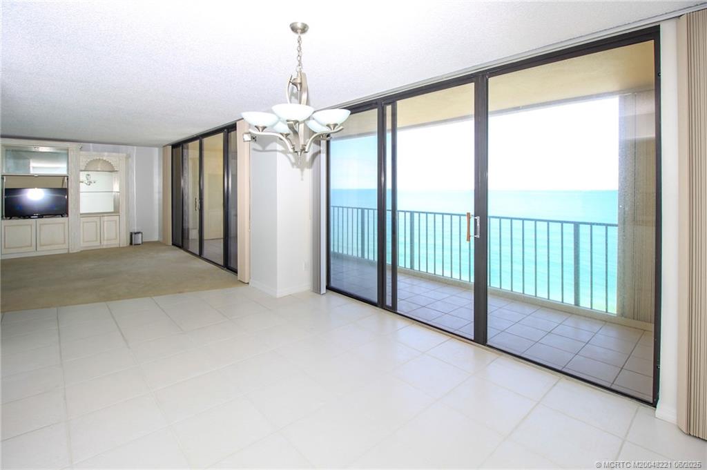 Jensen Beach, Florida 34957, United States, 2 Bedrooms Bedrooms, ,2 BathroomsBathrooms,Residential,Active,24056