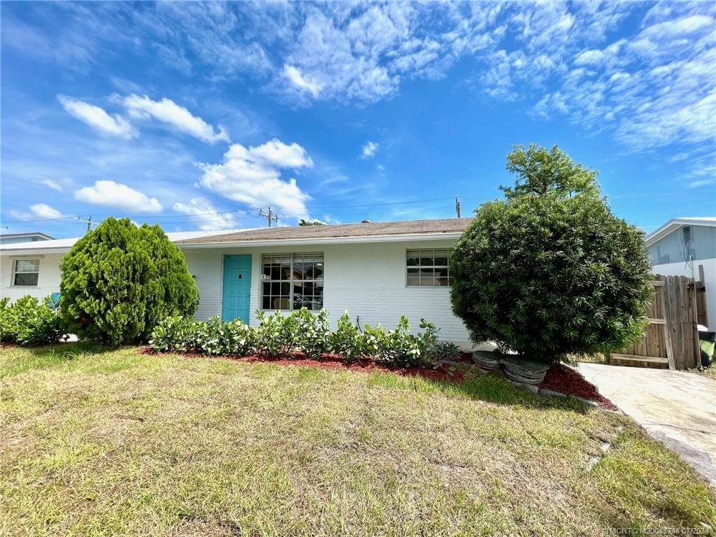 Photo of 2269 NE Rustic Way, Jensen Beach, FL 34957 (MLS # M20045748)