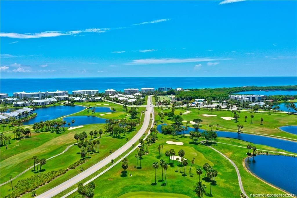 Photo of 411 NE Plantation Road #526, Stuart, FL 34996 (MLS # M20043583)