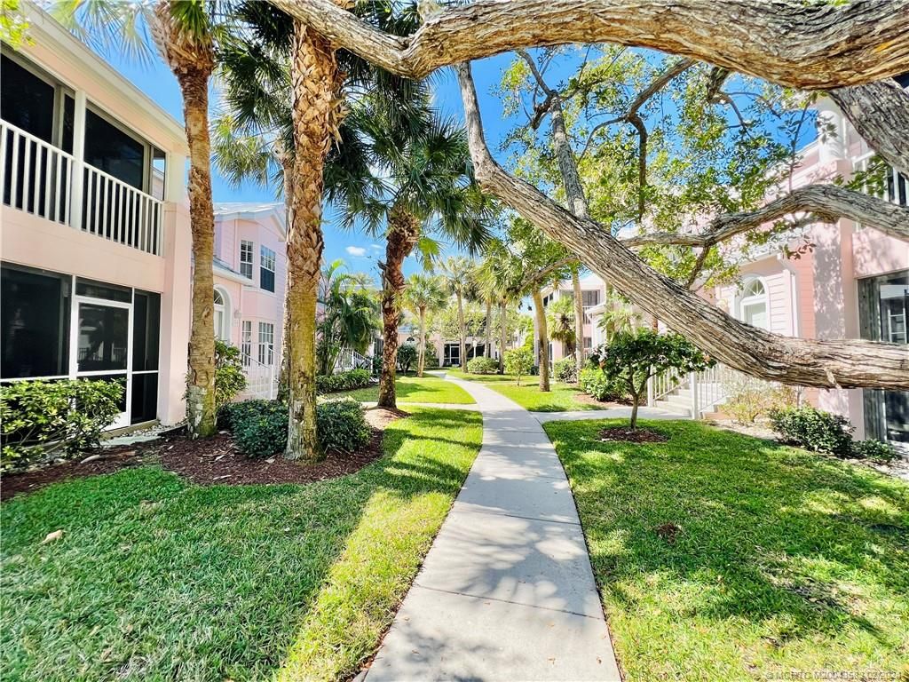 Photo of 411 NE Plantation Road #526, Stuart, FL 34996 (MLS # M20043583)