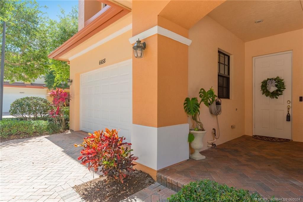 Photo of 6658 SE Woodmill Pond Lane, Stuart, FL 34997 (MLS # M20044328)