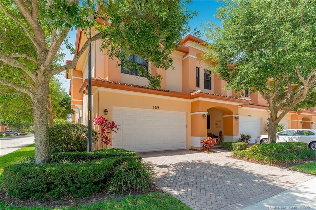 Photo of 6658 SE Woodmill Pond Lane, Stuart, FL 34997 (MLS # M20044328)