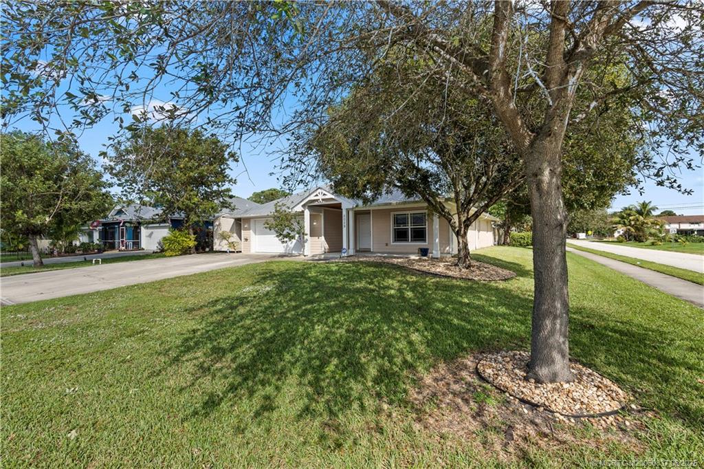 Stuart, Florida 34997, United States, 3 Bedrooms Bedrooms, ,2 BathroomsBathrooms,Residential,Active,141460