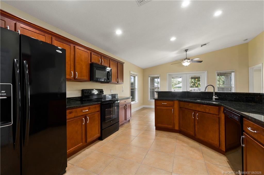 Stuart, Florida 34997, United States, 3 Bedrooms Bedrooms, ,2 BathroomsBathrooms,Residential,Active,141460