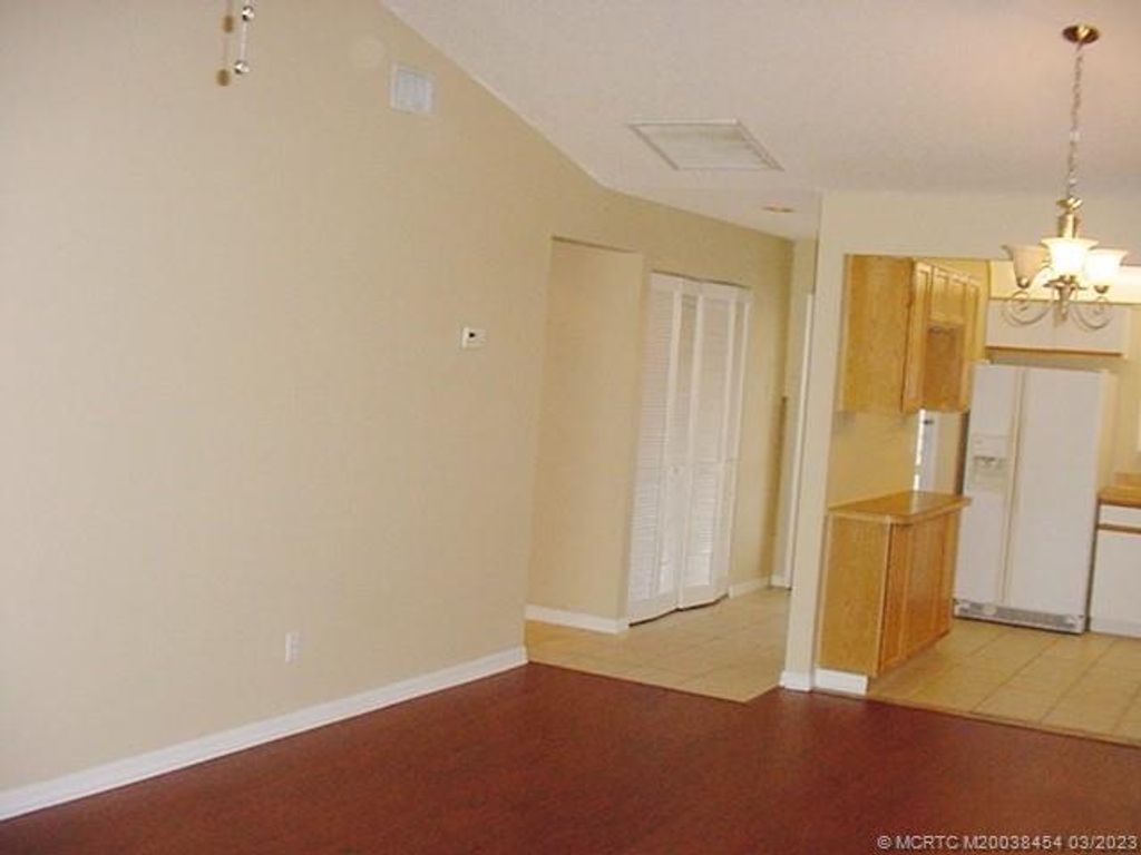 Photo of 1201 SE Parkview Place SE, Stuart, FL 34994 (MLS # M20038454)