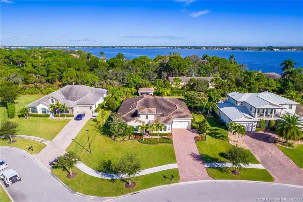 Photo of 3026 NW Radcliffe Way, Palm City, FL 34990 (MLS # M20041882)