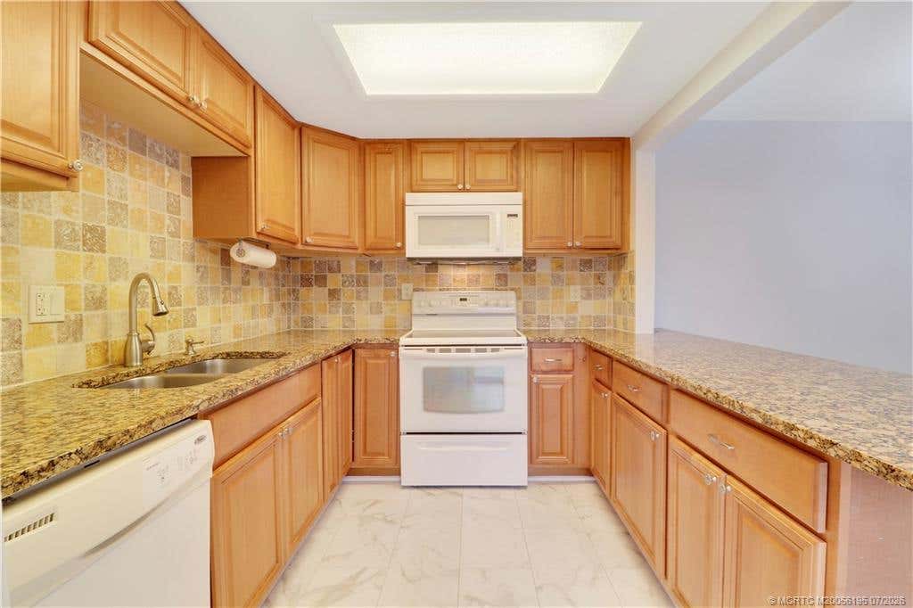 Photo of 3836 SE Jefferson Street, Stuart, FL 34997 (MLS # M20056195)