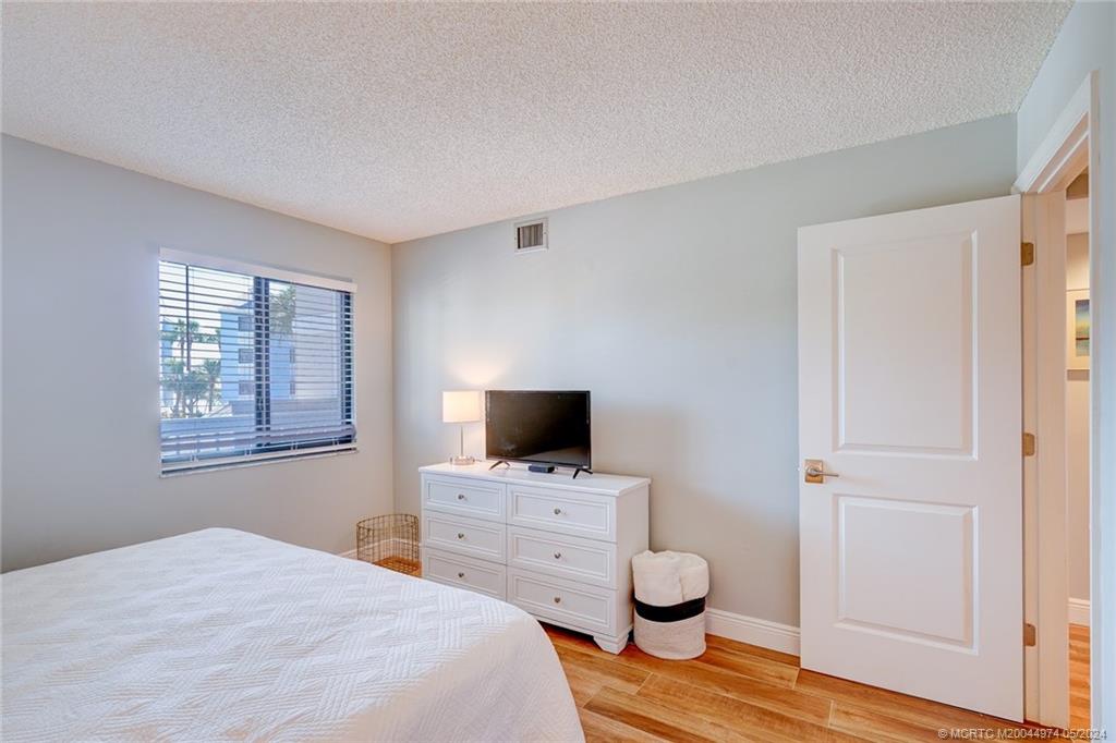 Stuart, Florida 34996, United States, 2 Bedrooms Bedrooms, ,2 BathroomsBathrooms,Residential,Active,57847