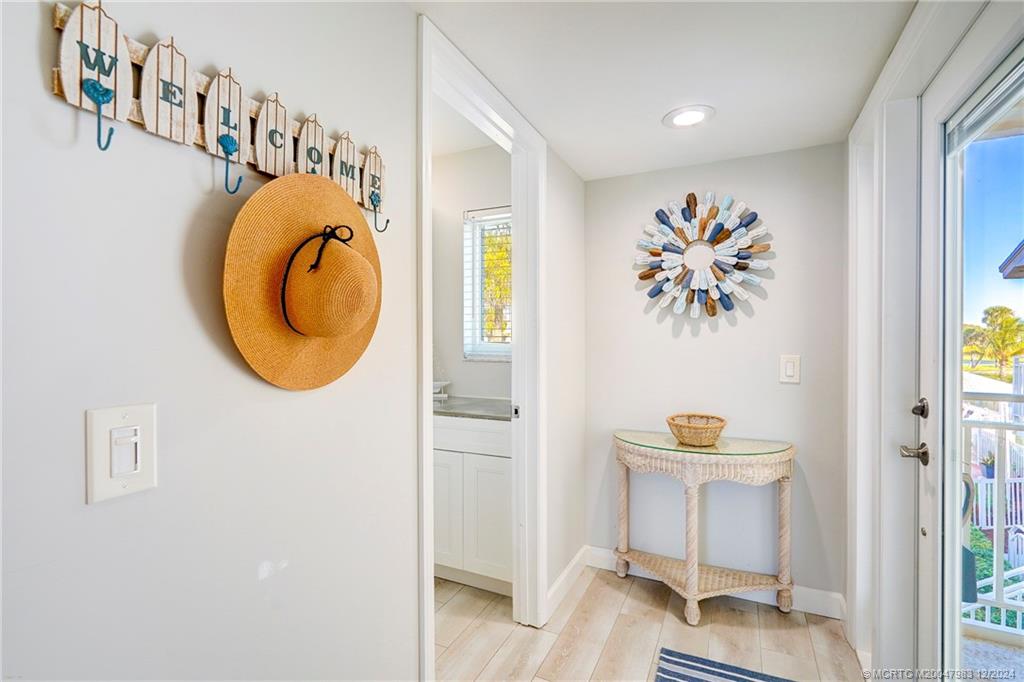 Stuart, Florida 34996, United States, 2 Bedrooms Bedrooms, ,2 BathroomsBathrooms,Residential,Active,27813