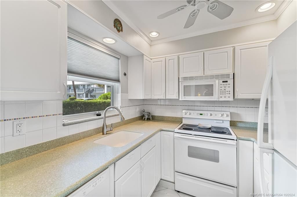 Photo of 2929 SE Ocean Boulevard #132-4, Stuart, FL 34996 (MLS # M20047064)