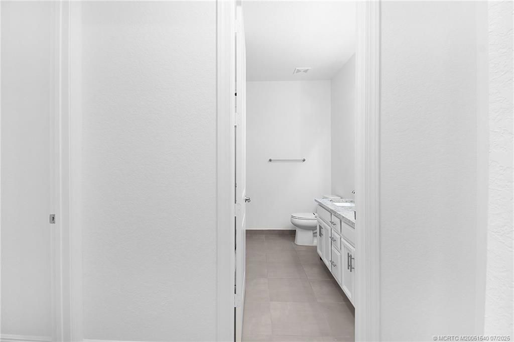 Photo of 4914 SW Montclair Drive, Stuart, FL 34997 (MLS # M20051540)