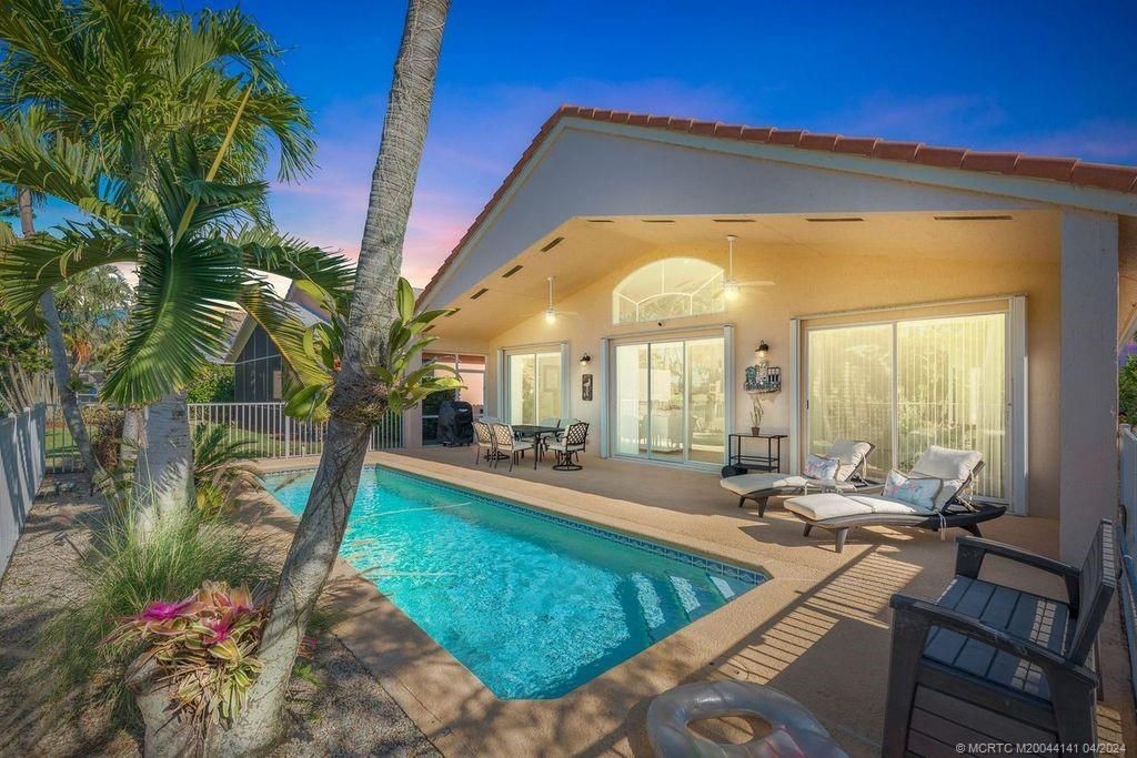 Photo of 1606 SE Shelburnie Way, Port Saint Lucie, FL 34952 (MLS # M20044141)