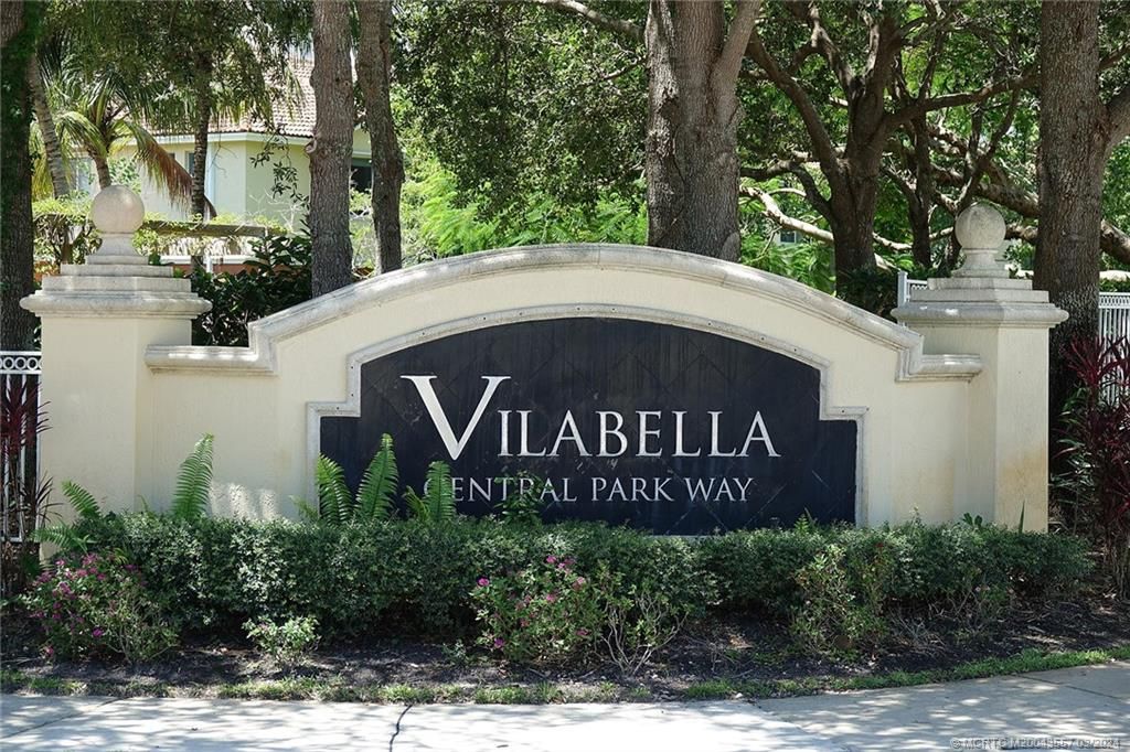 Photo of 49 SE Sedona Circle #101, Stuart, FL 34994 (MLS # M20043557)
