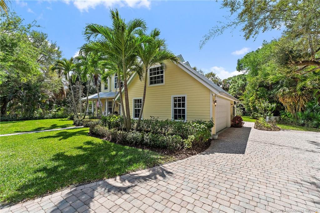 540 SE Saint Lucie Boulevard