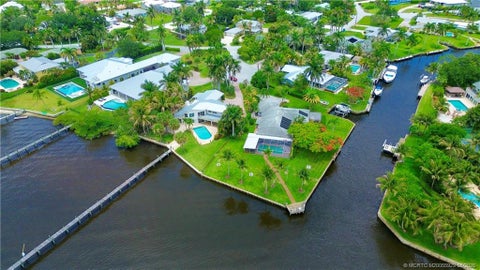 Photo of 1910 NW Cove Circle, Stuart, FL 34994 (MLS # M20055929)
