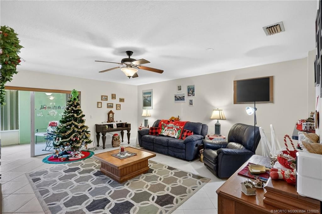 Photo of 2084 SE Wild Meadow Circle #2084, Port Saint Lucie, FL 34952 (MLS # M20053594)