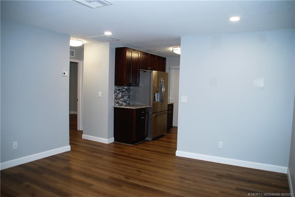 Photo of 406 SE Robalo Court, Stuart, FL 34996 (MLS # M20040408)