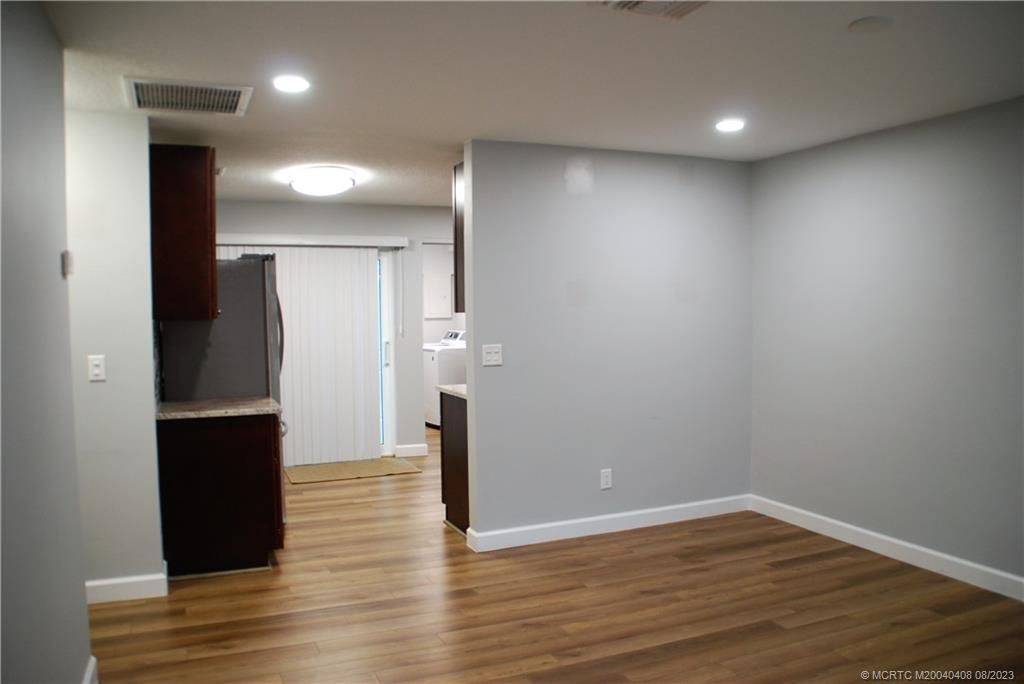 Photo of 406 SE Robalo Court, Stuart, FL 34996 (MLS # M20040408)