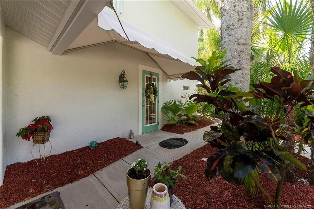 Photo of 750 SW Tanglewood Trail, Stuart, FL 34997 (MLS # M20033721)