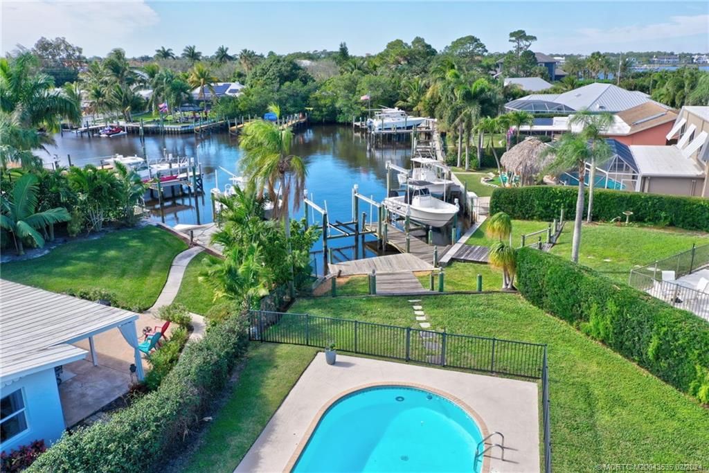 Photo of 37 SW Riverway Boulevard, Palm City, FL 34990 (MLS # M20043535)