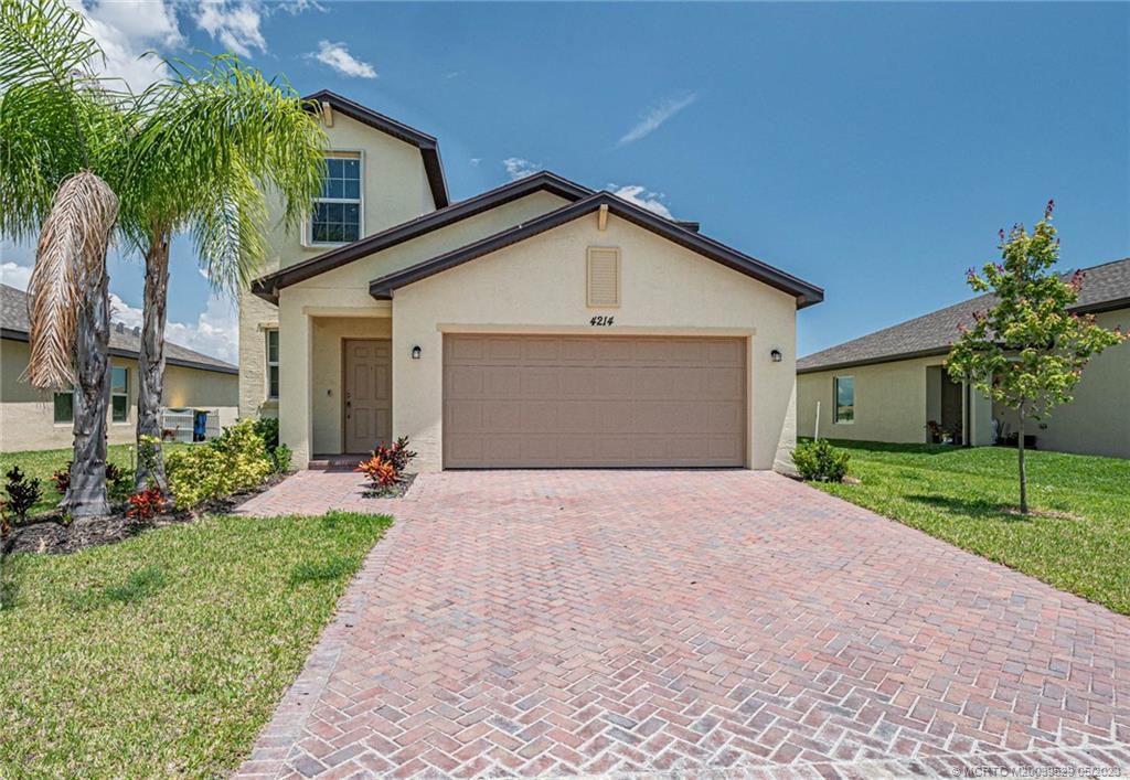 Photo of 4214 Abernathy Way, Fort Pierce, FL 34947 (MLS # M20039529)