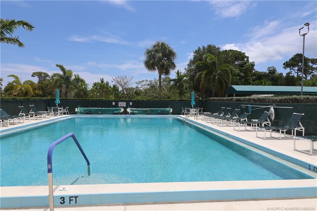 Stuart, Florida 34996, United States, 2 Bedrooms Bedrooms, ,2 BathroomsBathrooms,Residential,Active,32776