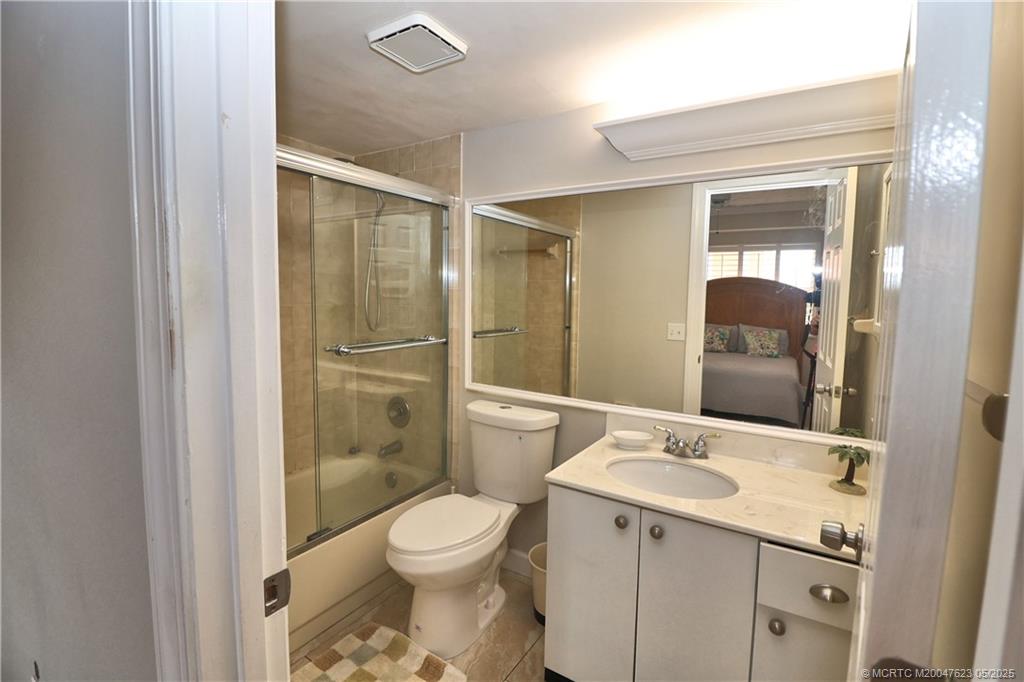 Stuart, Florida 34996, United States, 2 Bedrooms Bedrooms, ,2 BathroomsBathrooms,Residential,Active,32776