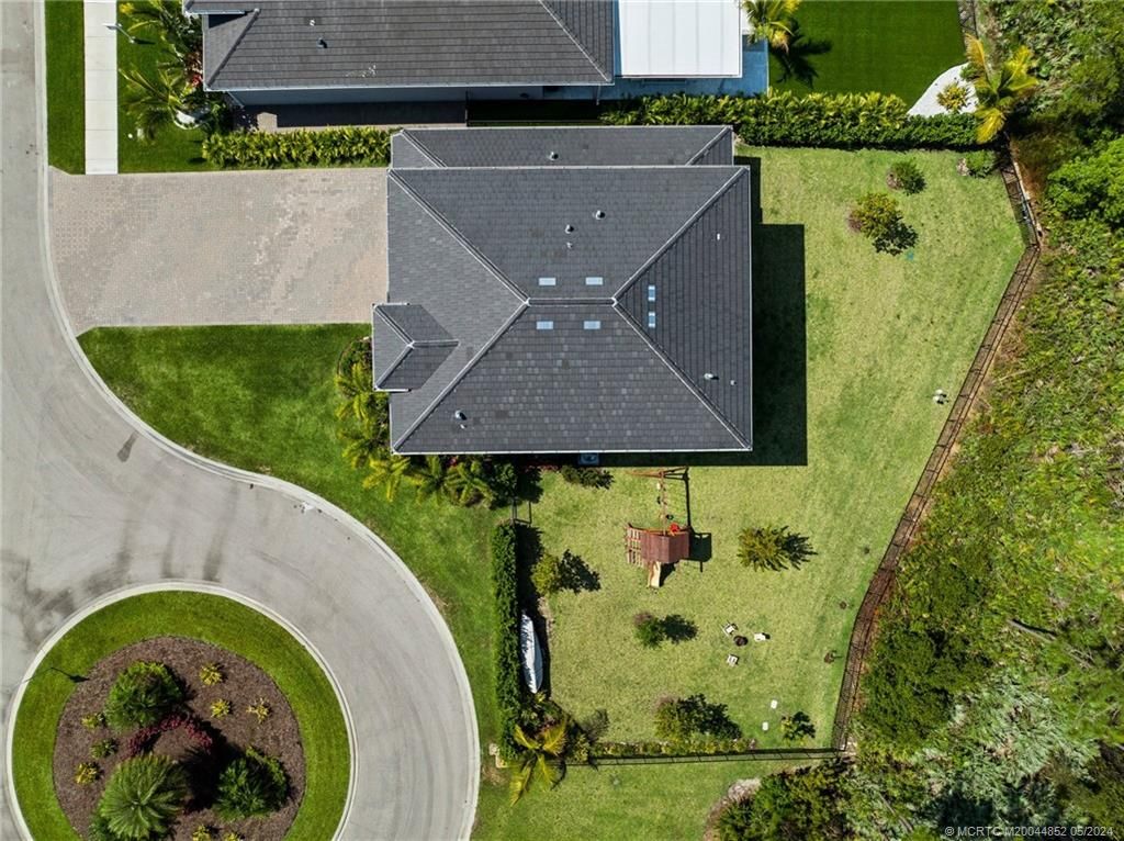 Photo of 5083 SW Winchester Drive, Stuart, FL 34997 (MLS # M20044852)