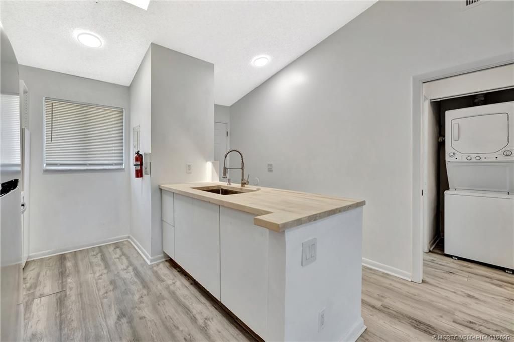 Photo of 5755 Deer Run Drive #1H, Fort Pierce, FL 34951 (MLS # M20049184)