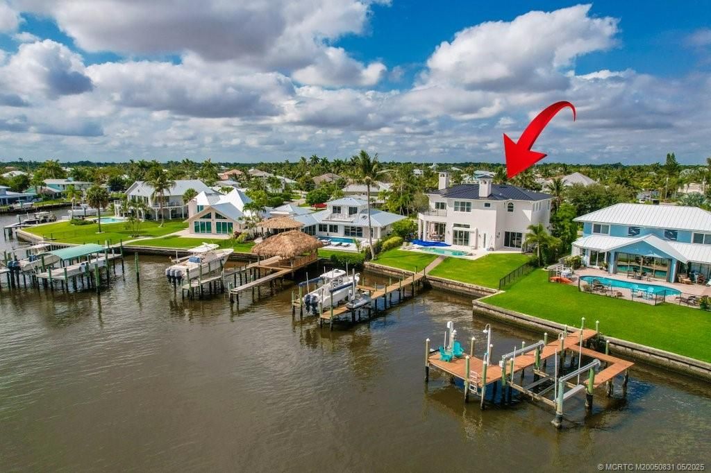 Photo of 32 SW Riverway Boulevard, Palm City, FL 34990 (MLS # M20050831)
