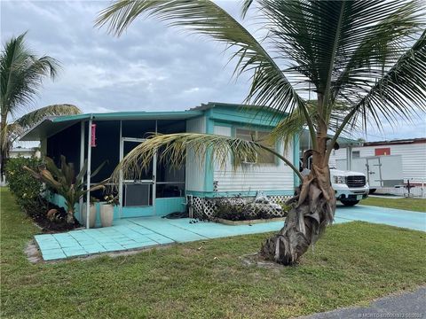 Photo of 5400 SE Jack Avenue #N20, Stuart, FL 34997 (MLS # M20051973)