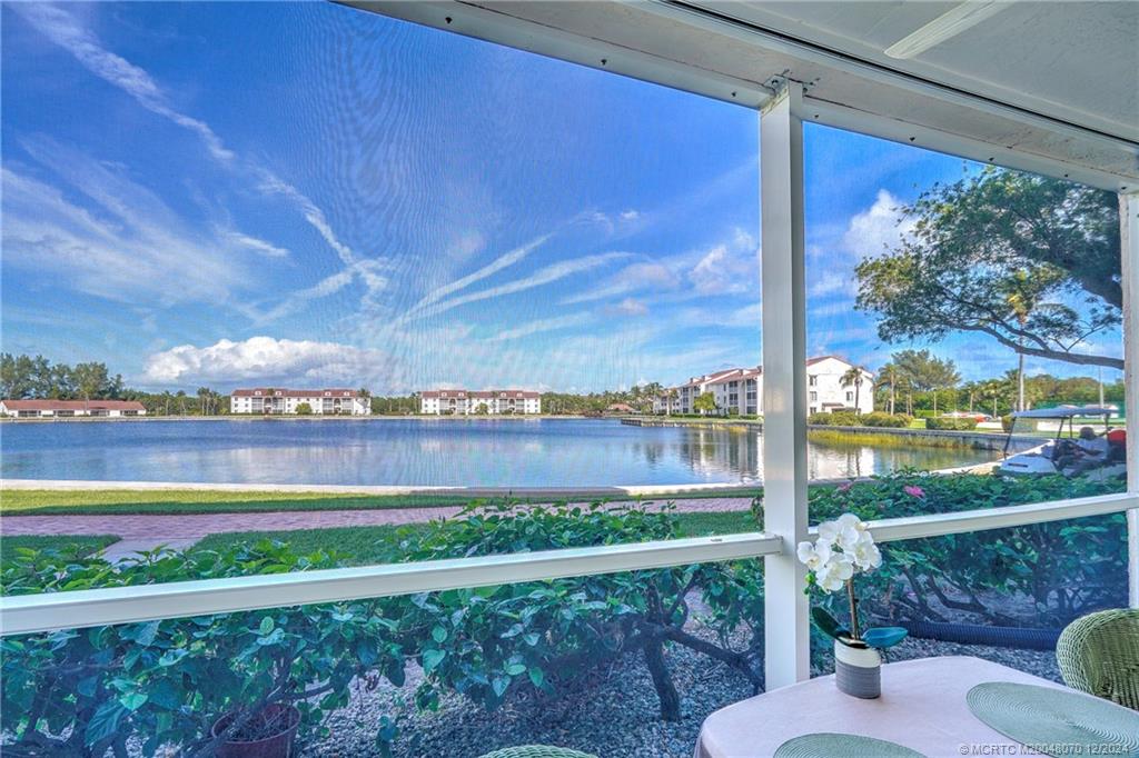 Jensen Beach, Florida 34957, United States, 2 Bedrooms Bedrooms, ,2 BathroomsBathrooms,Residential,Pending,26435