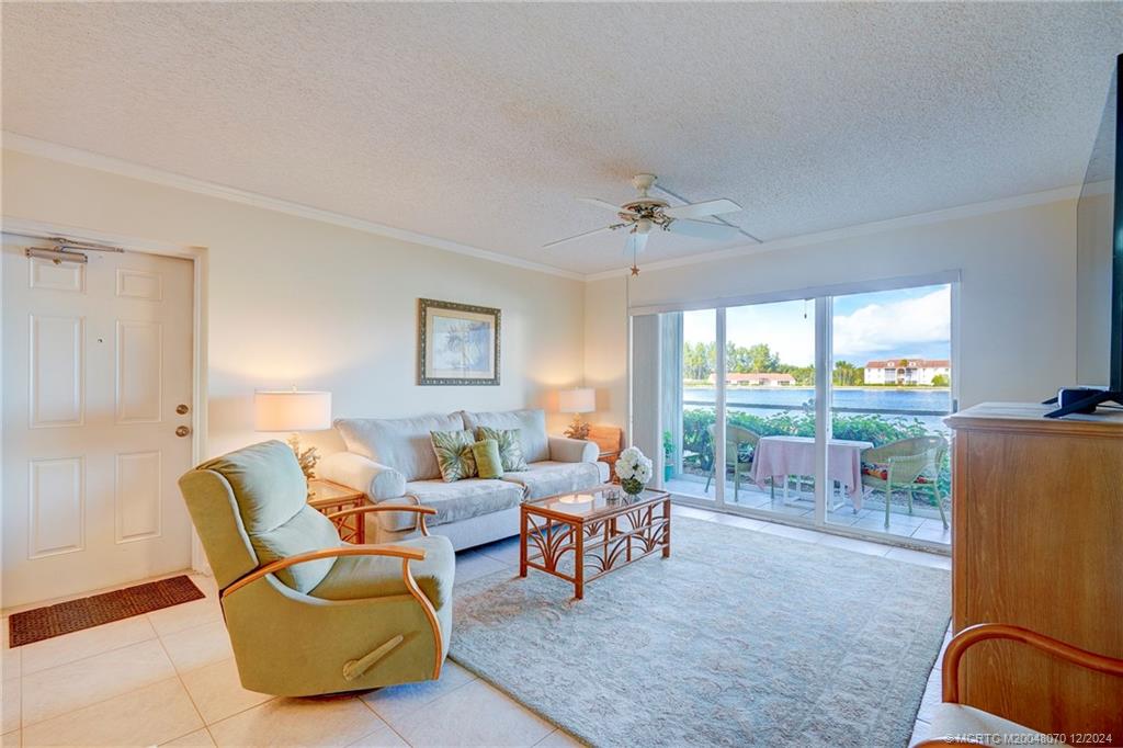 Jensen Beach, Florida 34957, United States, 2 Bedrooms Bedrooms, ,2 BathroomsBathrooms,Residential,Pending,26435