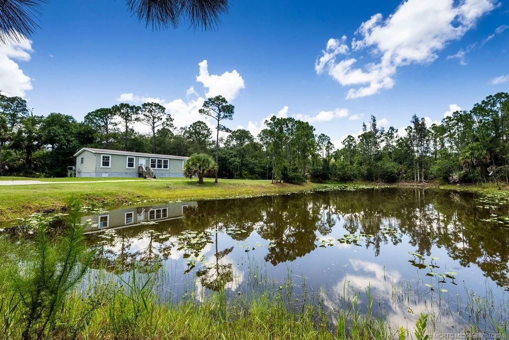 Photo of 25150 SW 86th Street, Indiantown, FL 34956 (MLS # M20045689)