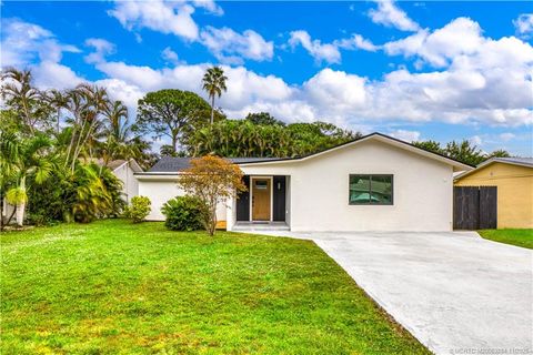 Photo of 5549 SE Normandy Avenue, Stuart, FL 34997 (MLS # M20053284)