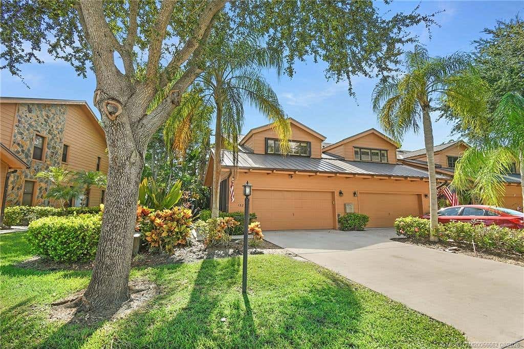 Photo of 132 SE Crestwood Circle, Stuart, FL 34997 (MLS # M20056662)