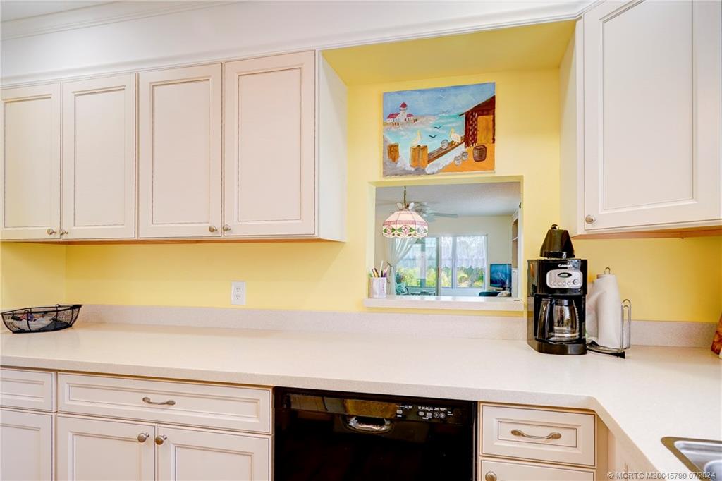 Stuart, Florida 34996, United States, 2 Bedrooms Bedrooms, ,2 BathroomsBathrooms,Residential,Active,52792