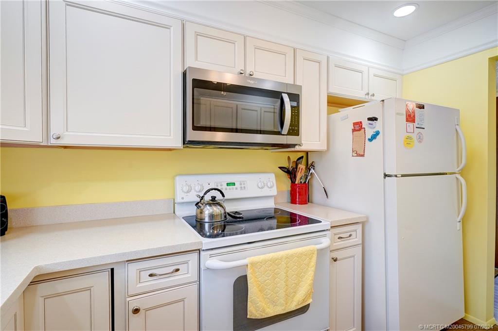 Stuart, Florida 34996, United States, 2 Bedrooms Bedrooms, ,2 BathroomsBathrooms,Residential,Active,52792