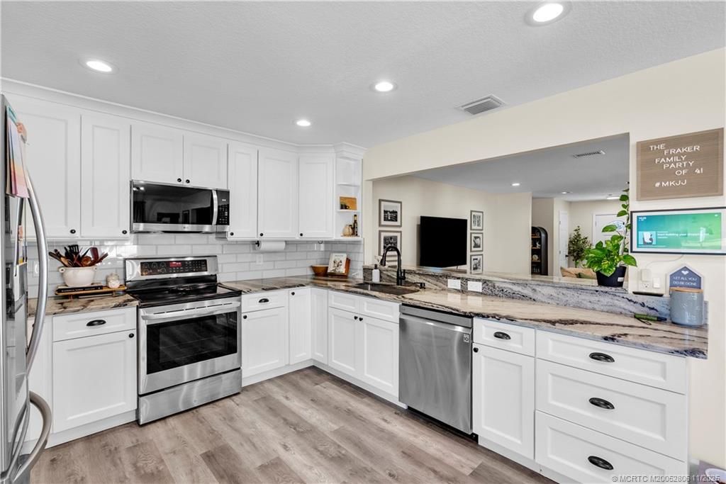 Photo of 2932 SE Buccaneer Circle, Port Saint Lucie, FL 34952 (MLS # M20052806)